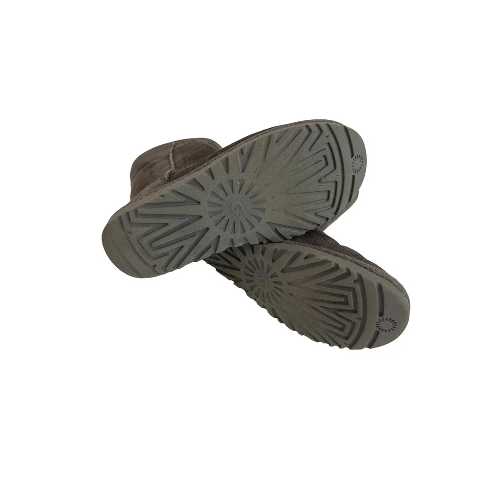 UGG classic mid